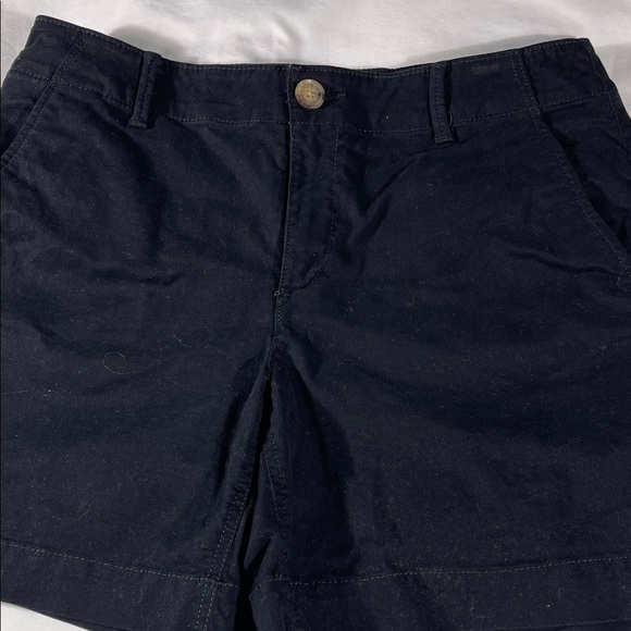 LOFT womens black basic flat front 6" inseam chino shorts - size 6 curvy - Picture 1 of 11